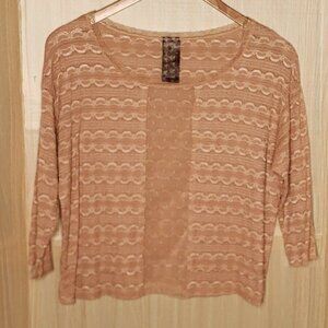 WallpapHer Womens Stretchy Lacey Cropped Top Large